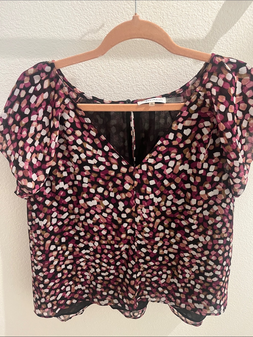 Calvin Klein Short Sleeve V-Neck Blouse XL